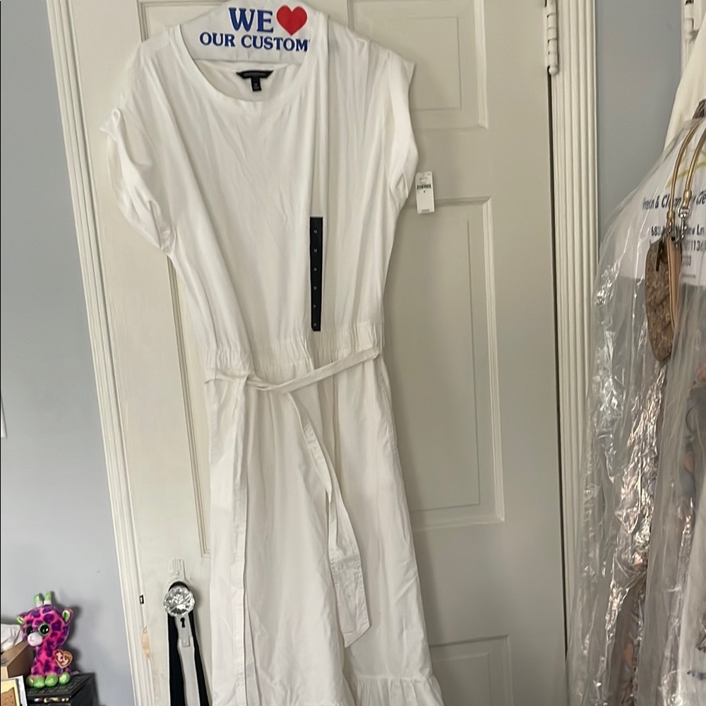 Banana Republic White Maxi Dress. With pockets!